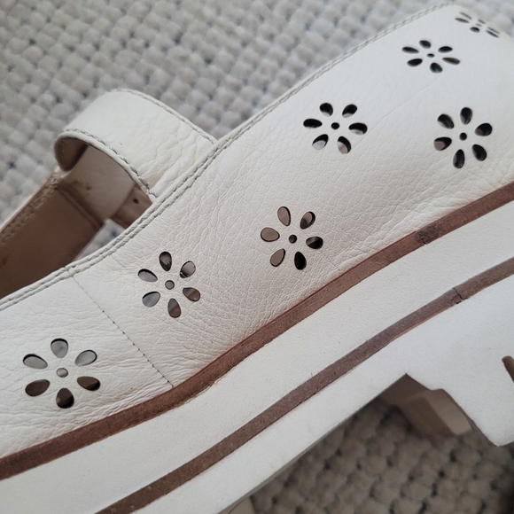 Anthro Elvio Zanon Platform Mary Jane Loafers Floral Cut Out - Picture 9 of 16